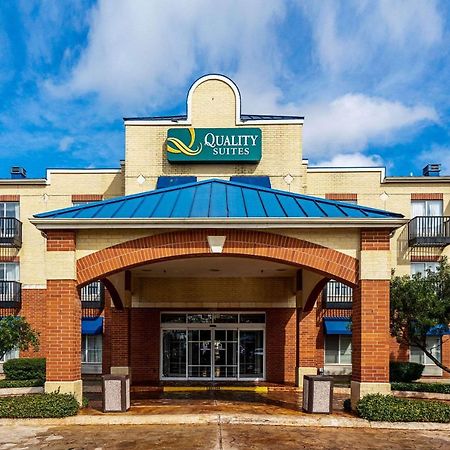 Quality Suites San Antonio Northeast Exterior photo