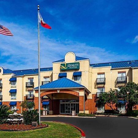 Quality Suites San Antonio Northeast Exterior photo