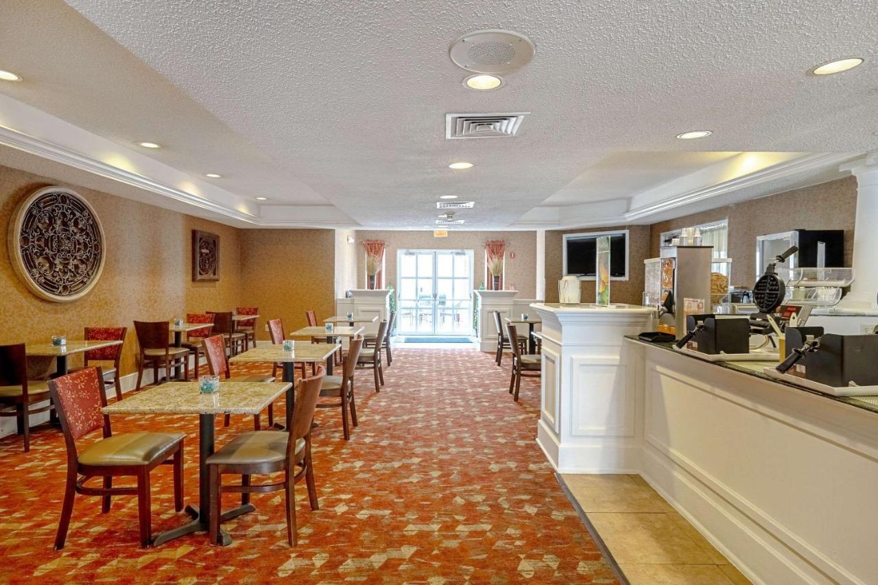 Quality Suites San Antonio Northeast Exterior photo