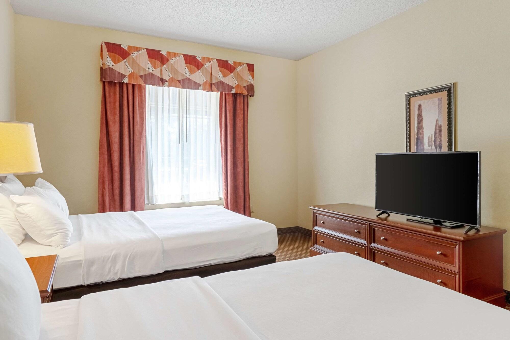 Quality Suites San Antonio Northeast Exterior photo