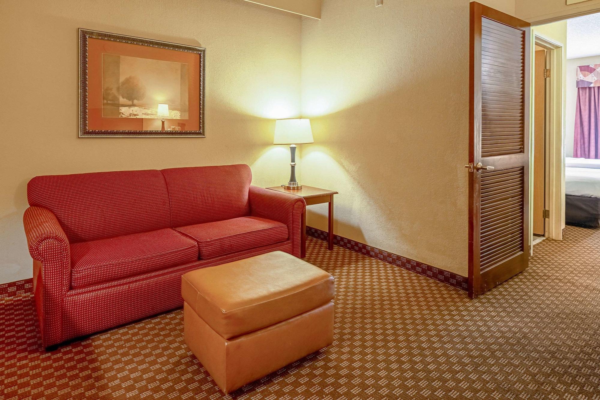 Quality Suites San Antonio Northeast Exterior photo