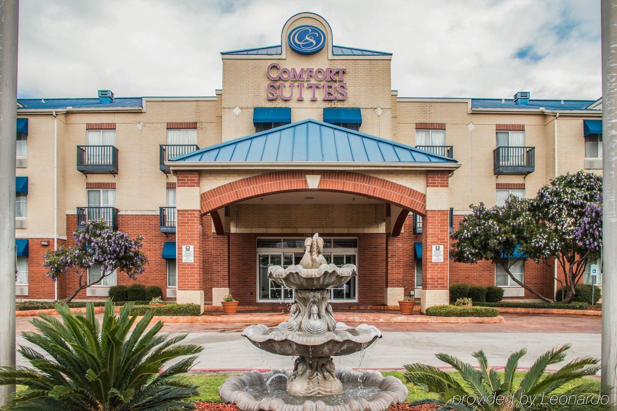 Quality Suites San Antonio Northeast Exterior photo