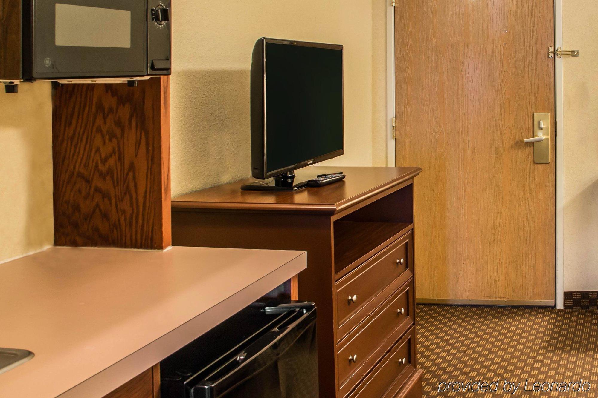 Quality Suites San Antonio Northeast Exterior photo